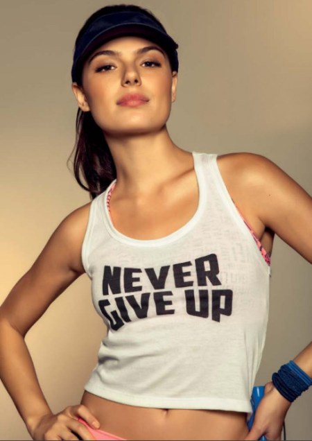 Isis Valverde VR Fitness Live Oficial11